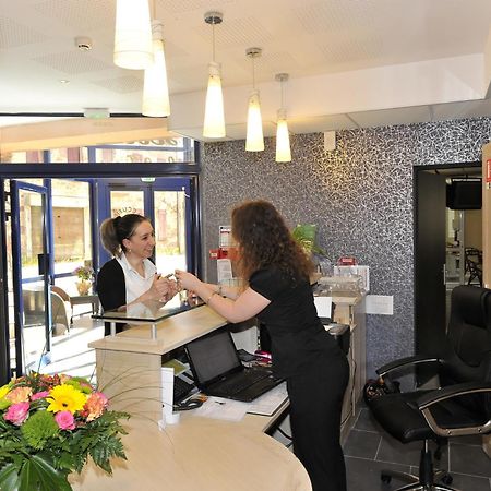 Logis Hotel Restaurant Les 2 Rives - A75, En Bordure De Riviere Banassac Luaran gambar