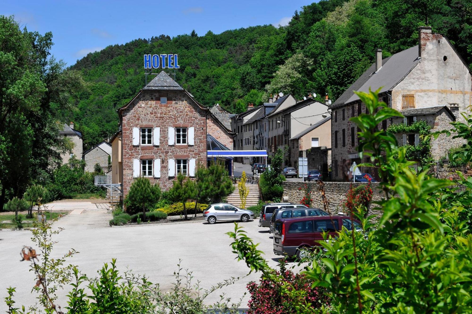 Logis Hotel Restaurant Les 2 Rives - A75, En Bordure De Riviere Banassac Luaran gambar