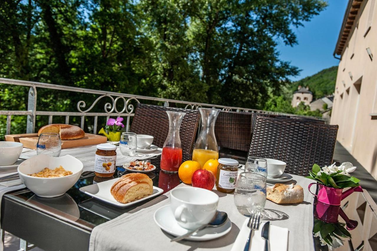 Logis Hotel Restaurant Les 2 Rives - A75, En Bordure De Riviere Banassac Luaran gambar